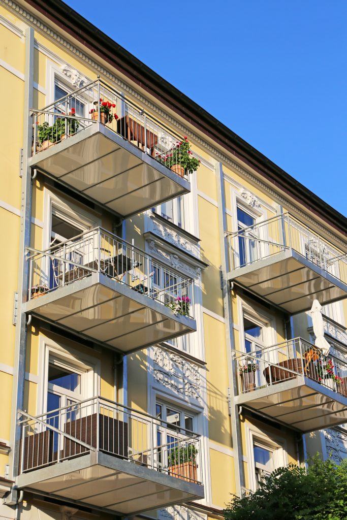 Wohnungen mit Balkon